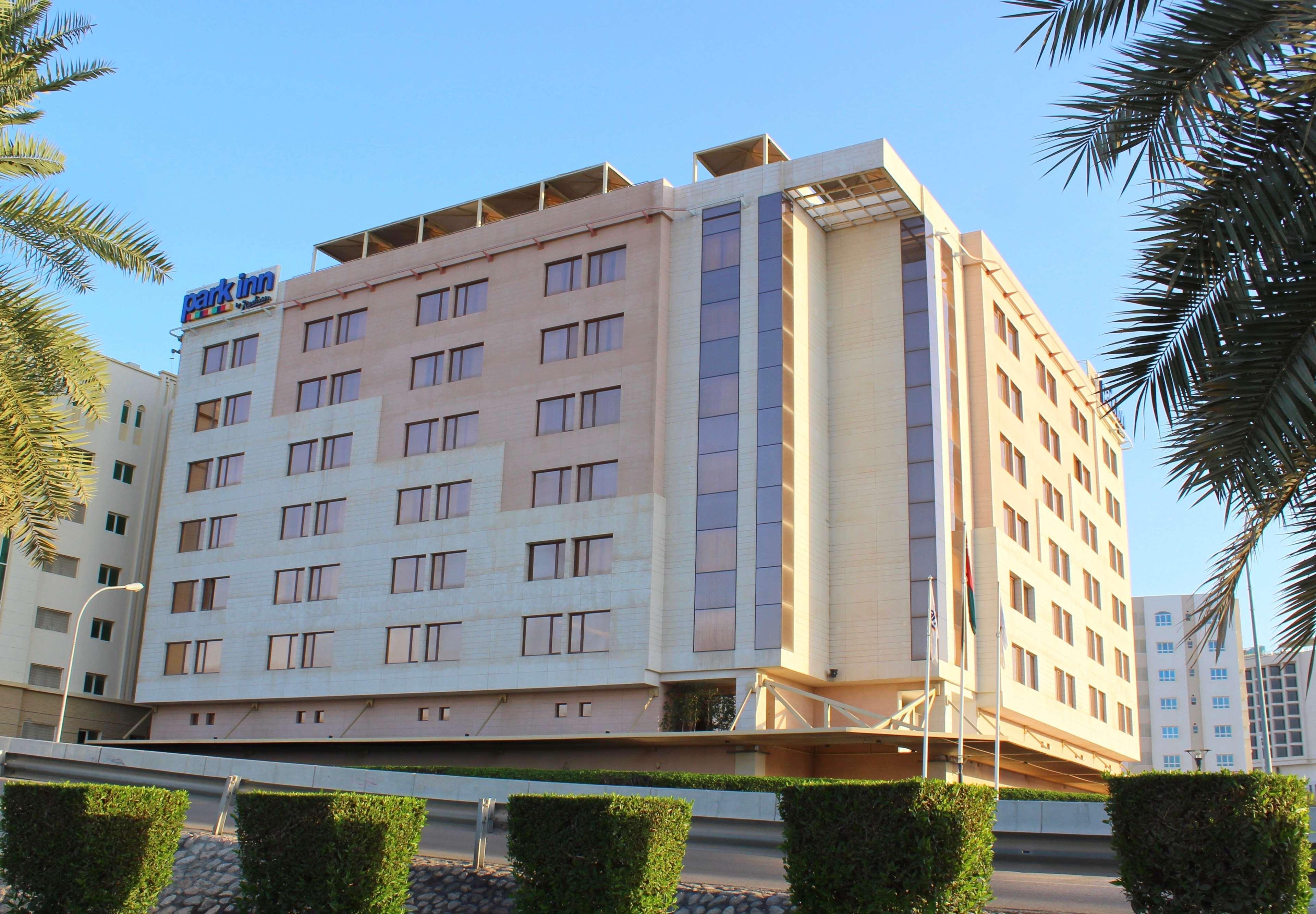 Golden Tulip Muscat Hotel Kültér fotó