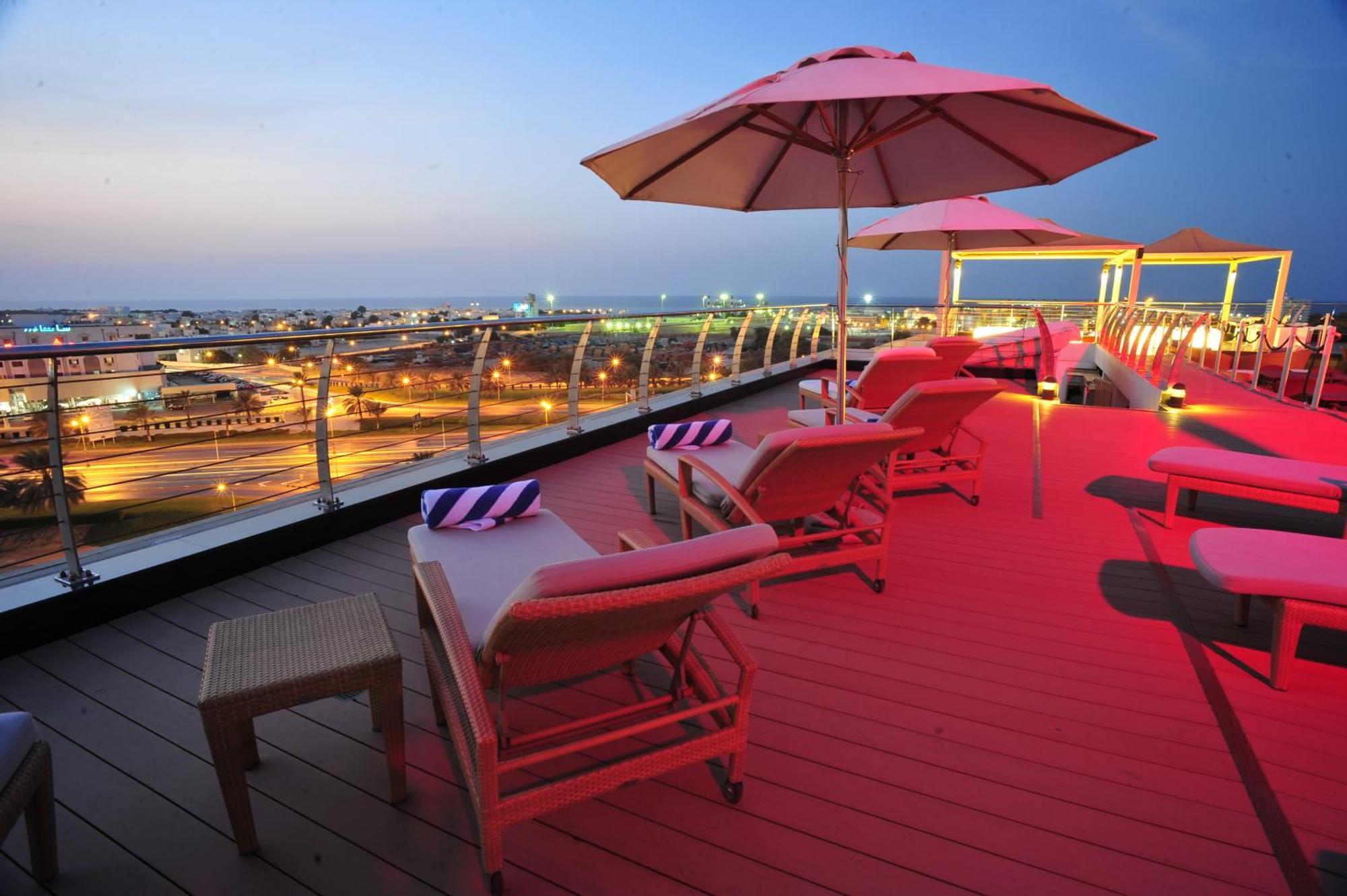 Golden Tulip Muscat Hotel Kültér fotó