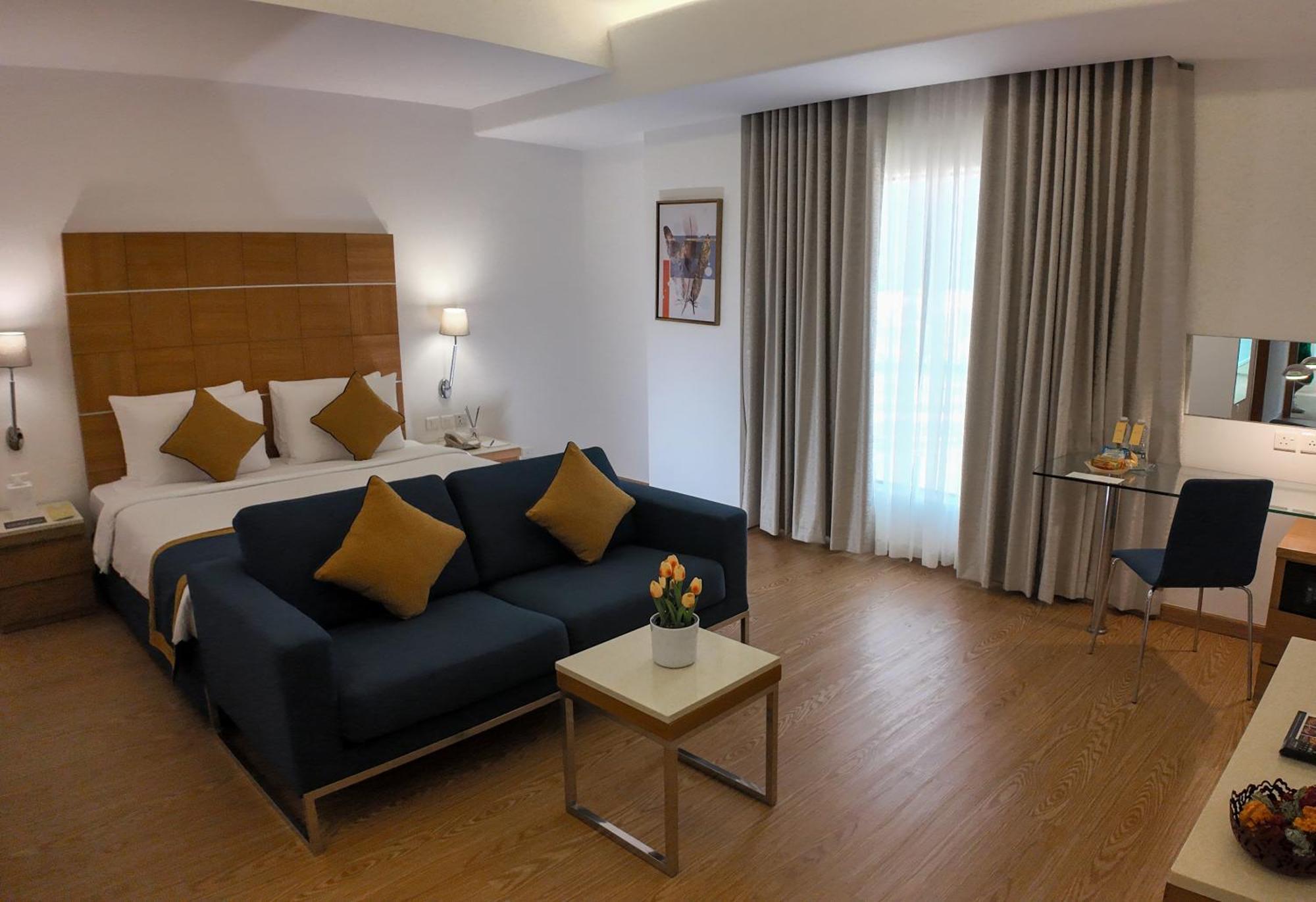 Golden Tulip Muscat Hotel Kültér fotó