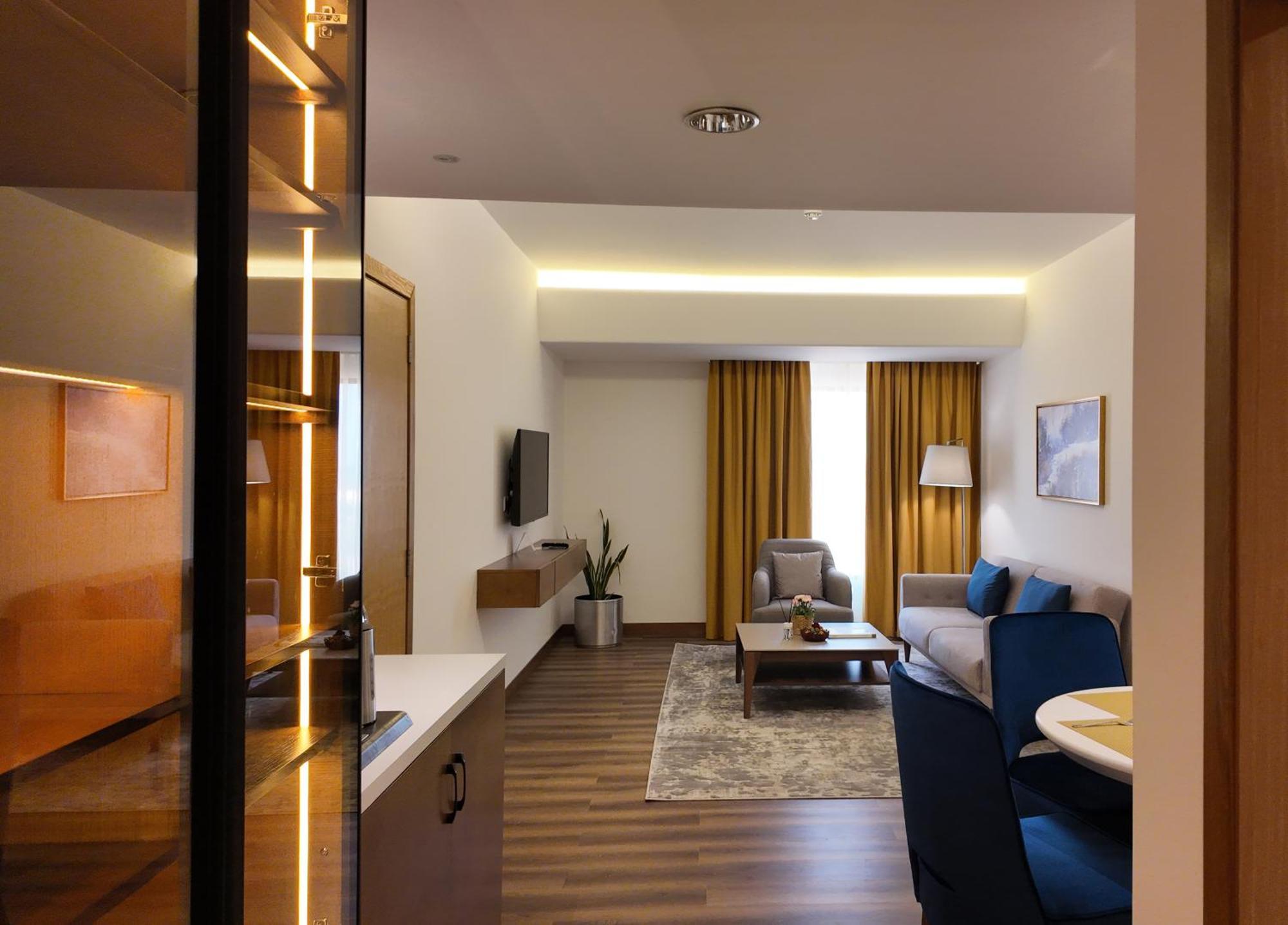Golden Tulip Muscat Hotel Kültér fotó